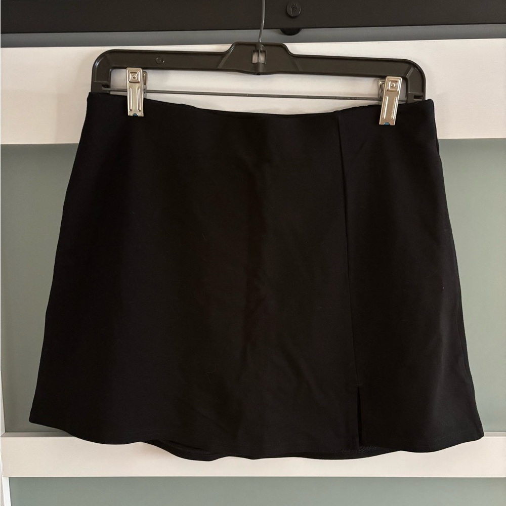 American Eagle AE It Knit Skort Black High Waisted Mini with Side Slit Size M
